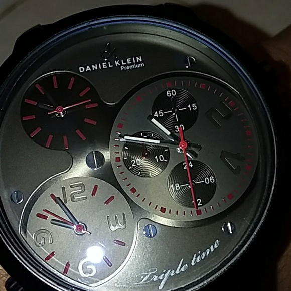 Men's Daniel Klein Premium Triple Time Watch - Picture 7 of 8